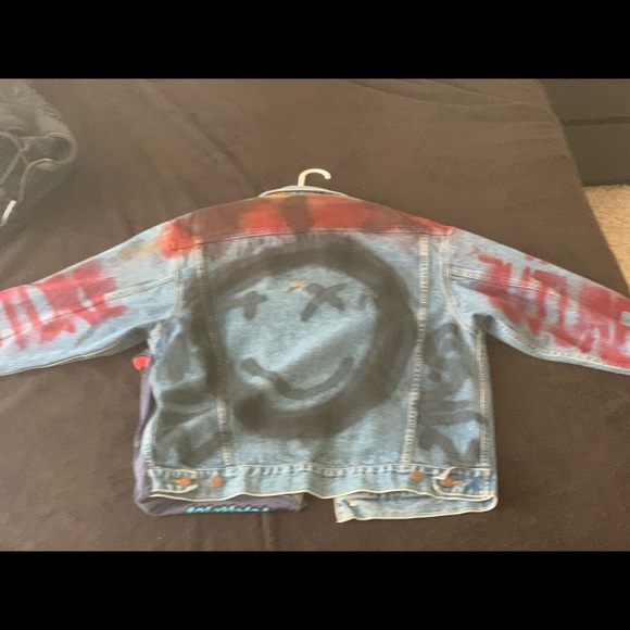 Jean Jacket - Picture 2 of 3